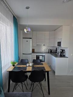 Marivas at the station, free parking & WiFi - 8