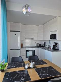 Marivas at the station, free parking & WiFi - 7