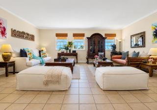 NEW Amazing large 3BR direct oceanfront Penthouse On Ocean Drive!! - 1