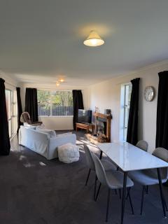 Parkside Family Haven - 9