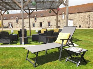 Gîte pittoresque avec nature, Wi-Fi, BBQ et terrasse privée - FR-1-581-113 - 0