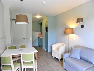 Tranquil Apartment with Pool Access - 9