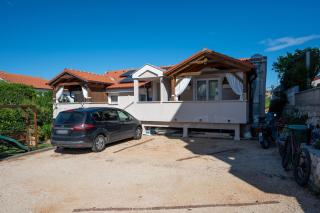 Apartments by the sea Lopar, Rab - 27832 - 9