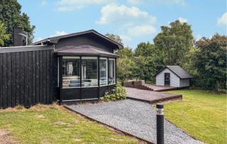 Beach Front Home In Mesinge With Wifi - 9