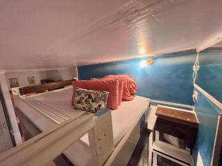 Studio at 39 - 8