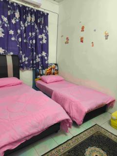 Taman Tinah Homestay - 1