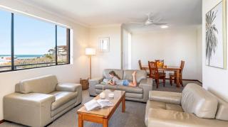 Namanula Unit 6 - Ocean Views without the Price Tag - Holiday Yamba - 4