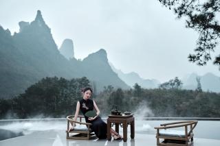 YUNORA Yangshuo Mountain Resort - Private Villas & Panoramic Sky Café & Hot Springs & Sky Infinity Pools & Yoga Expeience - English Speaking Service - 3