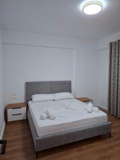 Lungomare Apartamete - 8