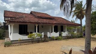 Sea view villa - 0
