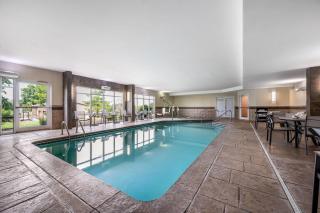 AmericInn by Wyndham Fairfield - 6