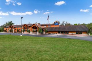 AmericInn by Wyndham Wisconsin Dells - 9