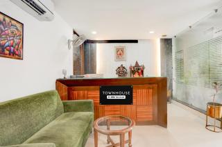 Super Townhouse by OYO Zirakpur Bus Stand Formerly Hotel Citi Inn - 4