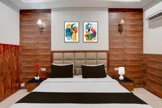 Super Townhouse by OYO Zirakpur Bus Stand Formerly Hotel Citi Inn - 1
