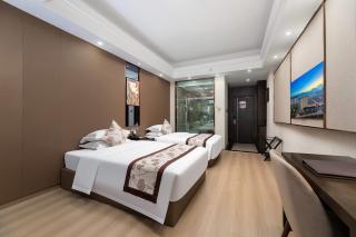Ramada by Wyndham Zhangjiajie - 2