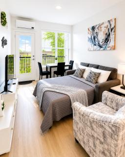Prime Suite by Convention Center and Bathhouse Row, #305 - 8