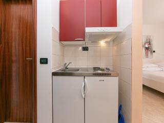 Apartments Relax Brela - Studio - 0