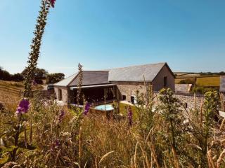 Reddaway Threshing Barn - 9
