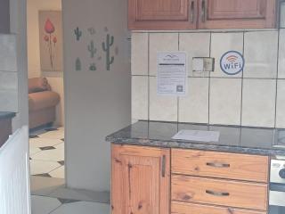 101 Newlands West - 5