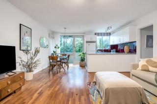 Bright 1 Bedroom Apartment in Lane Cove - 3