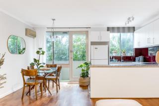 Bright 1 Bedroom Apartment in Lane Cove - 2