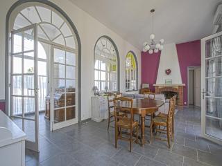 Spacious holiday home in Aure sur Mer with garden - 9