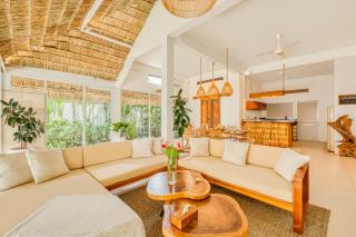 Villa New York - 4 BDR Pool Luxury Villa, next to The Forge Bali - 1