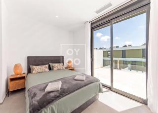 Coastal Calm Townhouse, Private pool and beach ready at Pilar, by OYOOSTAYS - 7