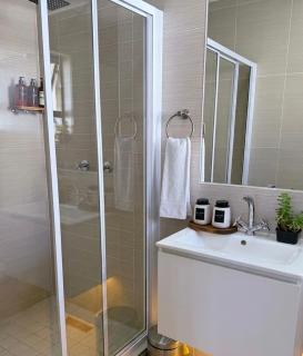 Lovely Apartment in Roodepoort - 1