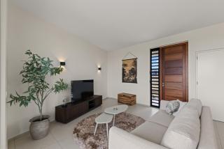 EVER Stays - Modern Sunset & Ocean View Apartment Jan Thiel - 4