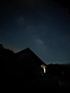 Peaceful Creekside Tiny Cabin, Family Adventure Near Waterfalls - 2