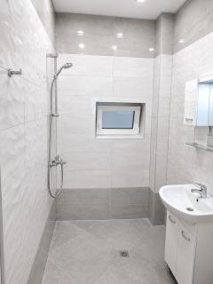 Apartment Be Happy 1, Premium Apartment in Ruse City Centre - Ruse - 4