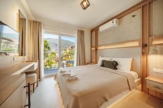 Arpia Hotel - 1