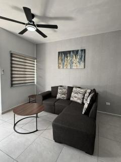 Casa La Amistad Comoda Casa con 3 Habitaciones - Saltillo - 2