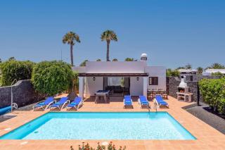 Villa Papagayo by Villa Plus - 8