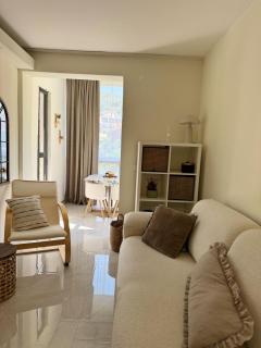 Central Prestige Apartment - 9