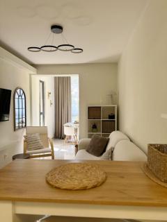 Central Prestige Apartment - 8