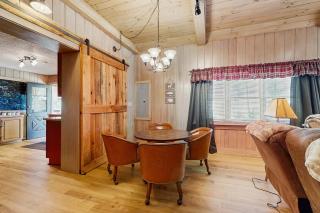 Bradley Bear Hideaway - 1