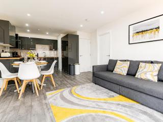 Bridge Court by Sterling Edge - Stylish 1-Bed Apartments with Balcony or Private Garden and Free Onsite Parking - 8