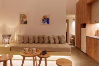Santorini - Villa - Sleeps 5 - Pool - Parking - 6