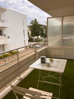 Quiet residence with balcony - 8