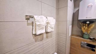 Modern Varna Apartment with Free Parking and Balcony - 1