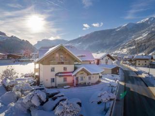 Alpenresidenz-Sonnwend - Wellness Apartments nahe Zillertal Arena - 3