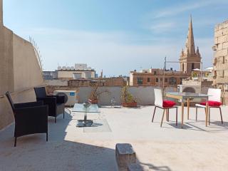 Stylish Valletta 2 bedroom City Centre Apartment with Terrace and Views - 8