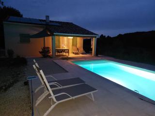 New holiday home with heated pool in natural zone in Barjac - 8
