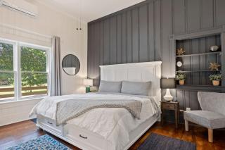 The Dobbs Beltline - 6 BD4 BA, Sleeps 16, Close to Downtown Mercedes Stadium - 4
