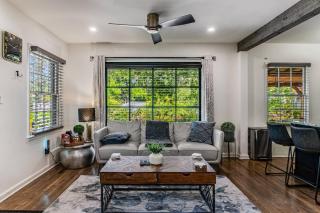LUX Oasis 4 Bed2 Bath Hot Tub 3 Patio - 7