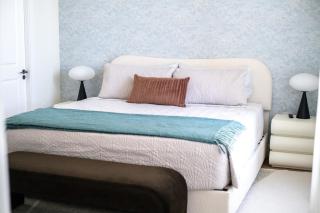 Venus A Designer 3BR, Pool, EV Near Beach - 6