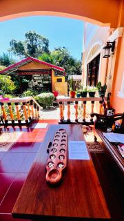 Transient villa with cozy garden, billiard & bar - 6