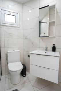 Sea Breeze Suites - 4